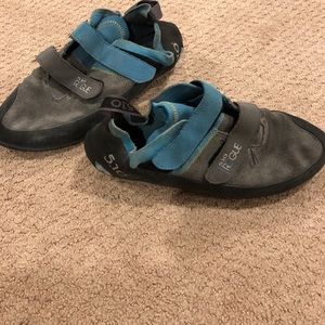 5.10 Rouge climbing shoes